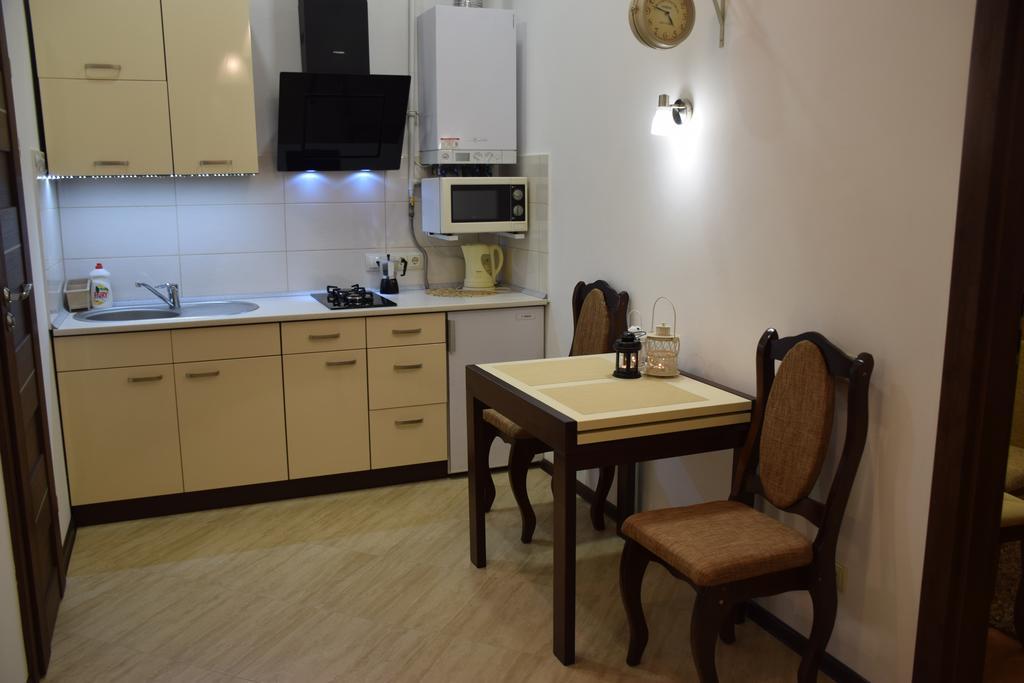 Near Citadel Apartment 2 Lviv Kamer foto